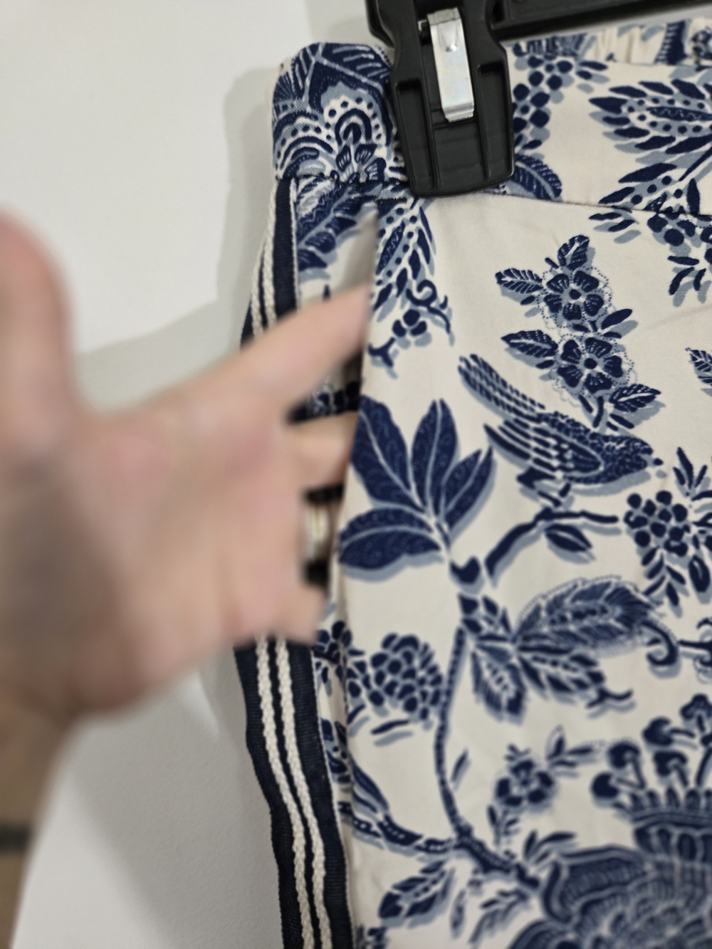 Liverpool Los Angeles Galaxy Floral Print Wide Leg Pants - Picture 5 of 13